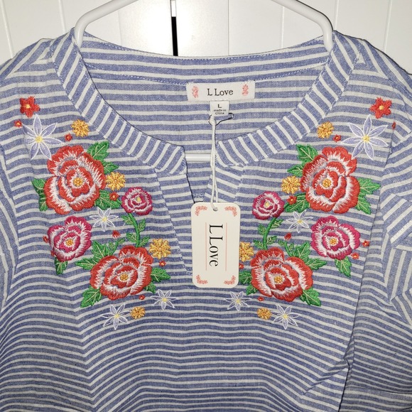 LLove Striped Embroidered Floral Top Blouse Blue White V Neck Cap Sleeve Size L - Picture 5 of 5